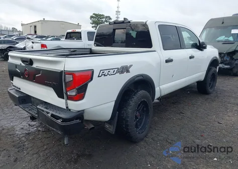 2023 Nissan Titan Pro-4X 4X4 z USA, uszkodzony, nr VIN 1N6AA1ED4PN113883